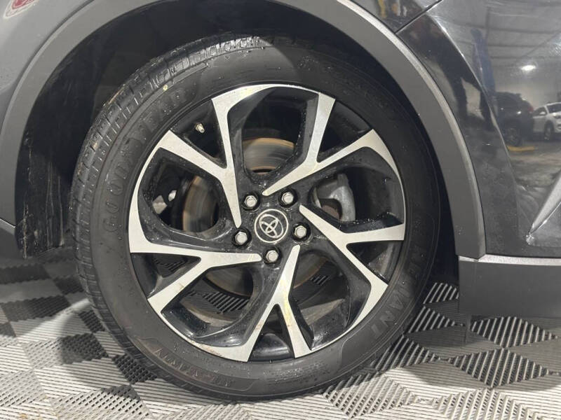 2018 Toyota C-HR XLE