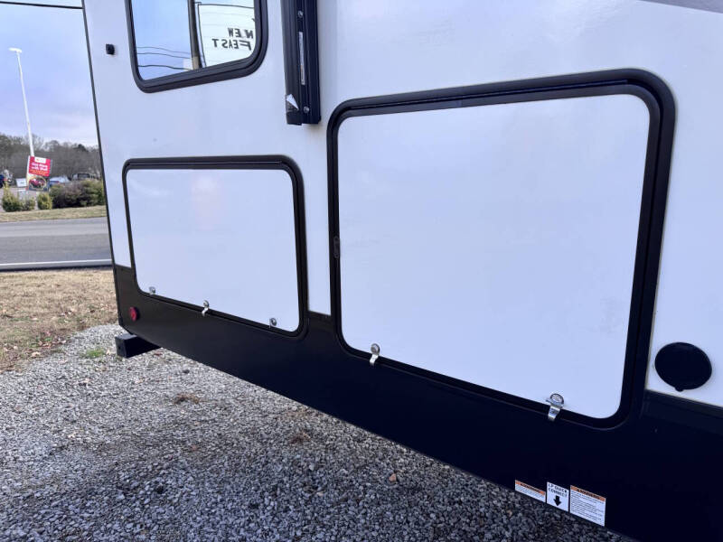 2024 Forest River ARTIC WOLF