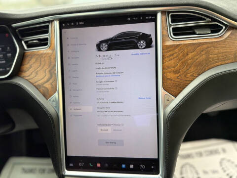 2016 Tesla Model S 90D