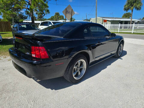 2002 Ford Mustang GT Deluxe