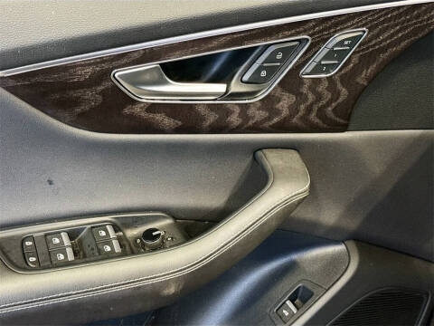 2023 Audi Q8 quattro Prestige 55 TFSI