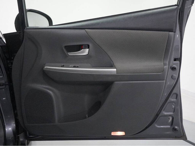 2012 Toyota Prius v Three