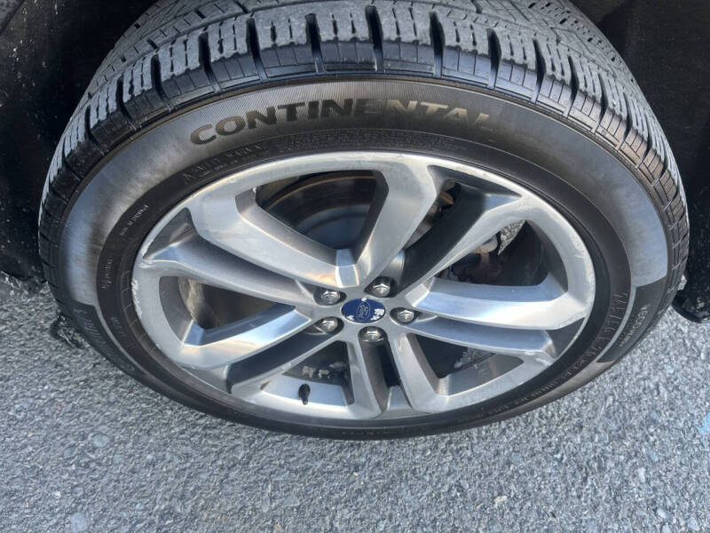 2016 Ford Edge Sport