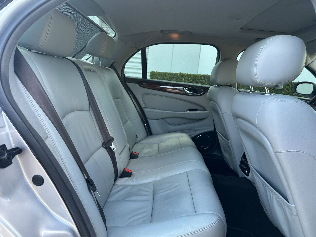 2004 Jaguar XJR  - $13,900