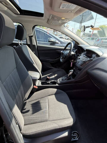 2015 Ford Focus SE