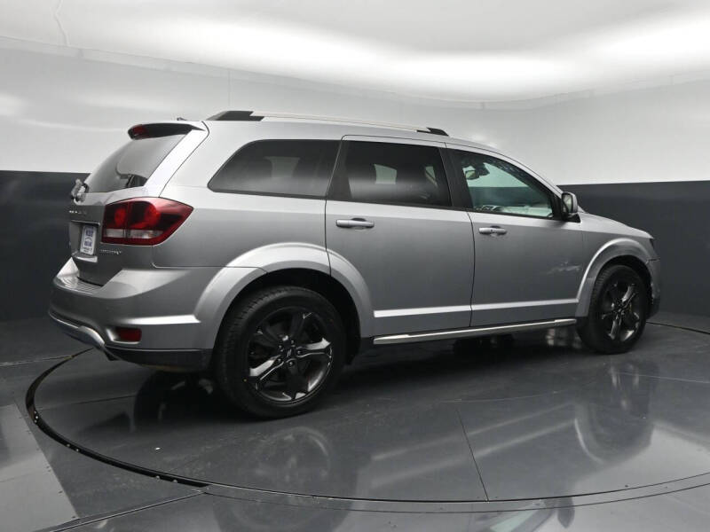 2020 Dodge Journey Crossroad
