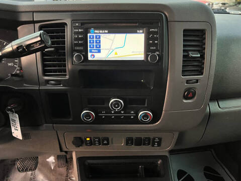 2016 Nissan NV 3500 HD SL