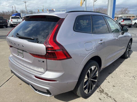 2026 Volvo XC60 B5 Plus