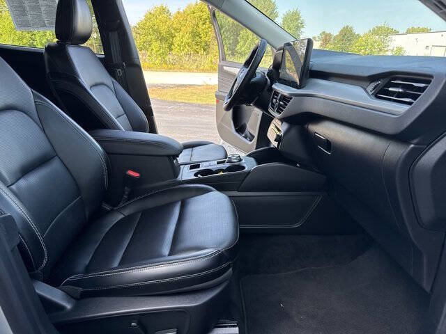 2024 Ford Escape Platinum