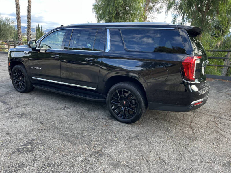 2022 GMC Yukon XL SLT