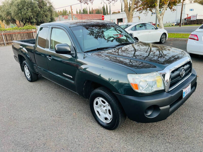 2010 Toyota Tacoma Base photo 2