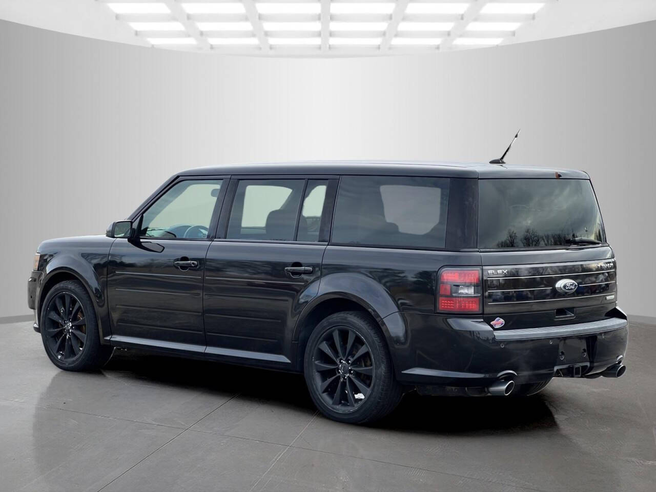 2011 Ford Flex for sale at Used Cars Toledo in Oregon, OH