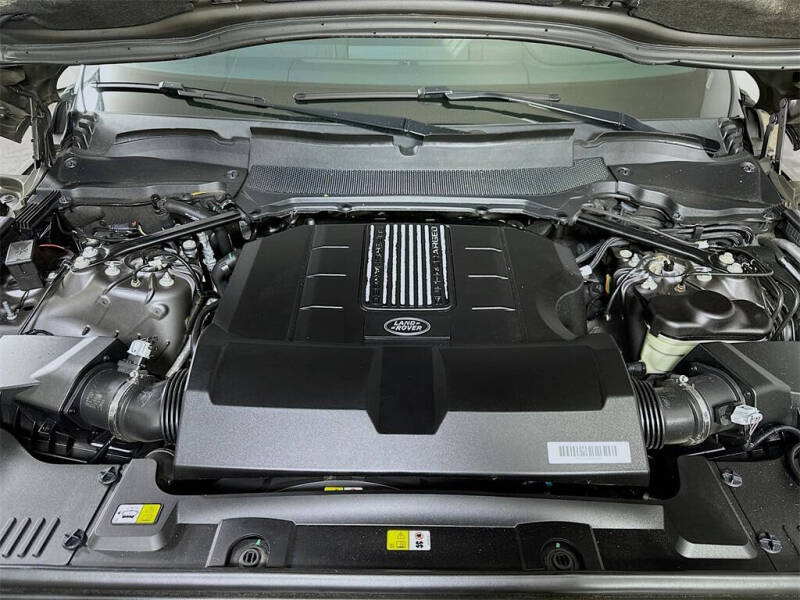 2021 Land Rover Range Rover P525 HSE Westminster Edition