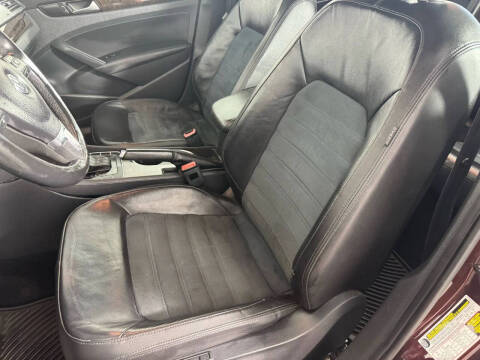 2014 Volkswagen Passat 2.0L TDI SEL Premium