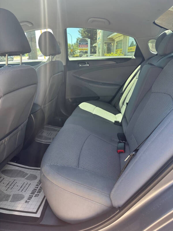 2012 Hyundai Sonata GLS