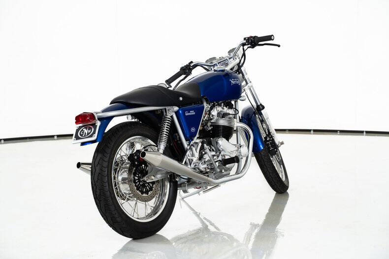 1975 Norton Commando 850