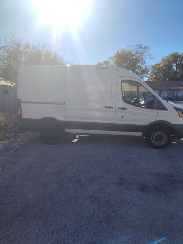 2018 Ford Transit Van Base's photo