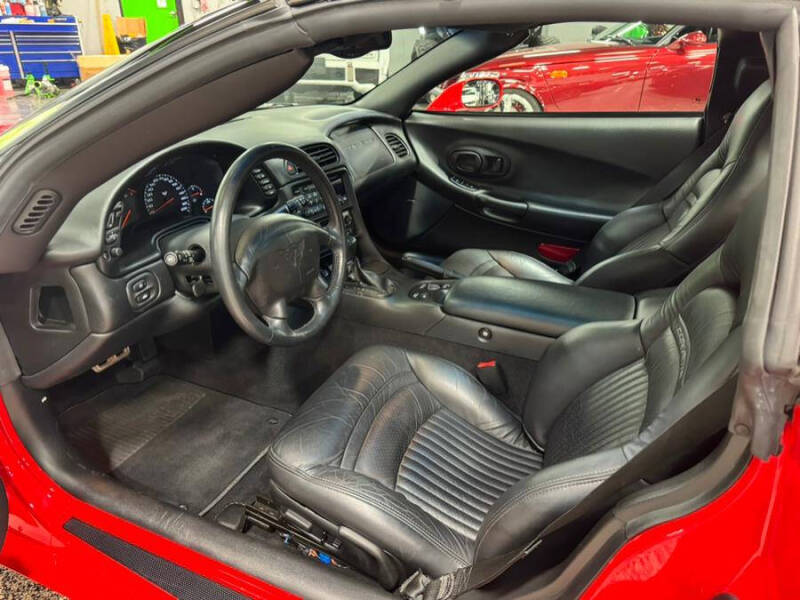 2004 Chevrolet Corvette