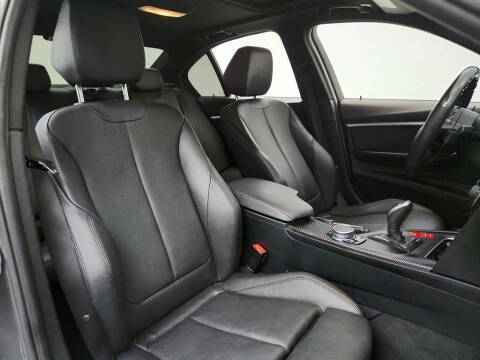 2018 BMW 3 Series 330i