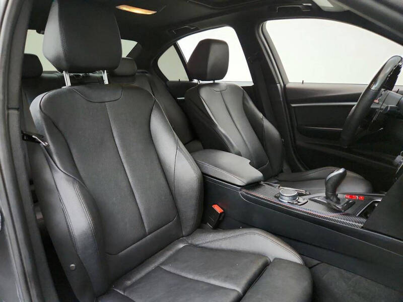 2018 BMW 3 Series 330i