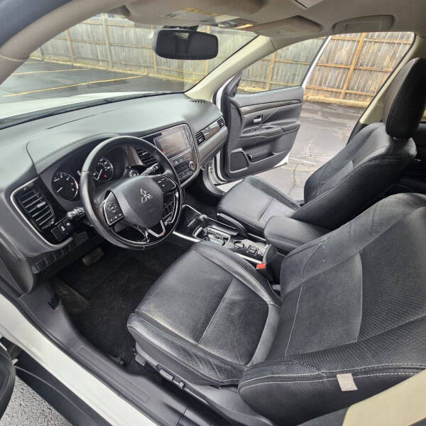 2017 Mitsubishi Outlander SE