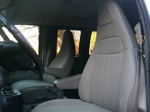 2017 Chevrolet Express LT 3500