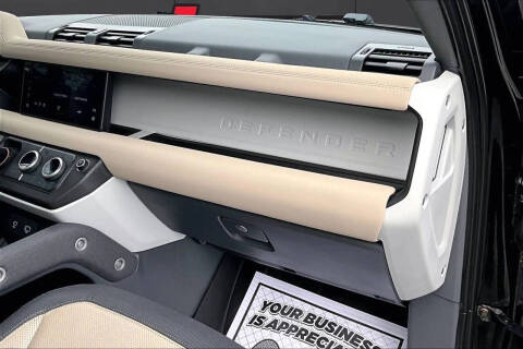 2022 Land Rover Defender 110 X-Dynamic SE