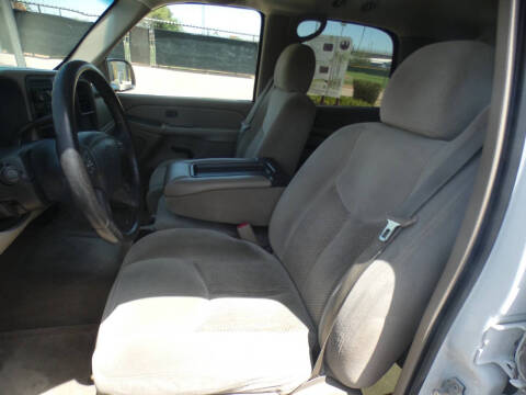 2005 Chevrolet Tahoe LS