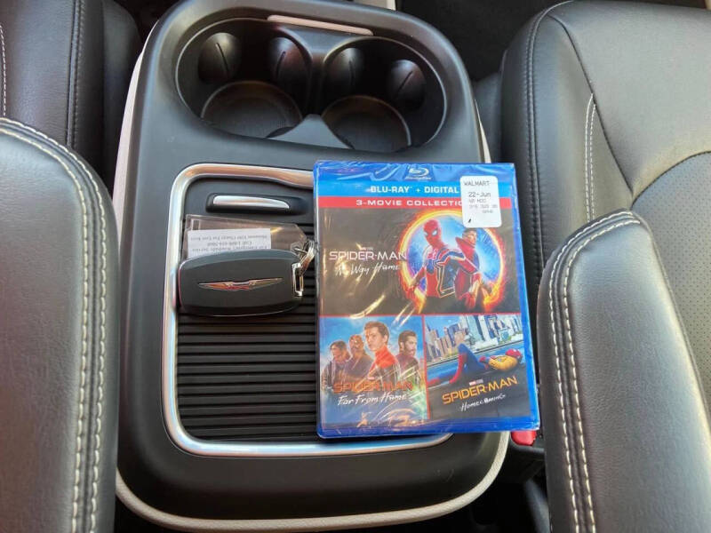 2022 Chrysler Pacifica Touring L