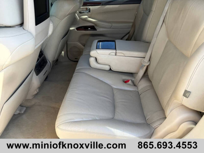 2014 Lexus LX 570