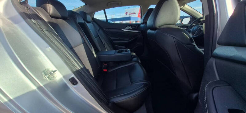 2022 Nissan Maxima 3.5 SV