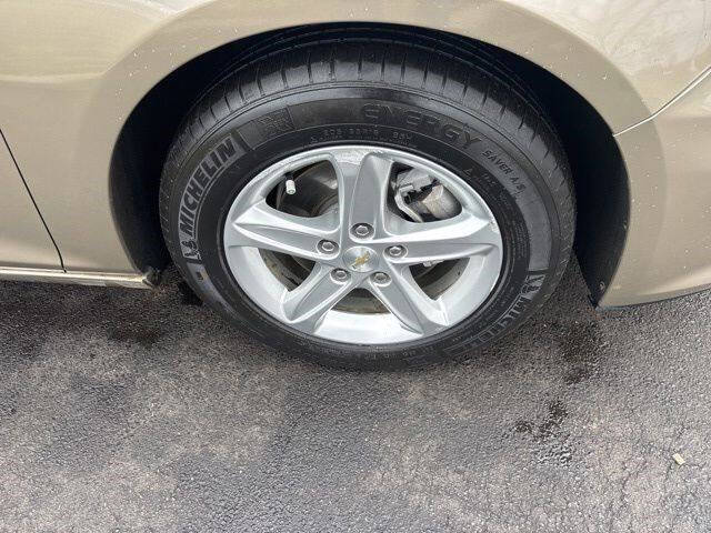 2022 Chevrolet Malibu LS