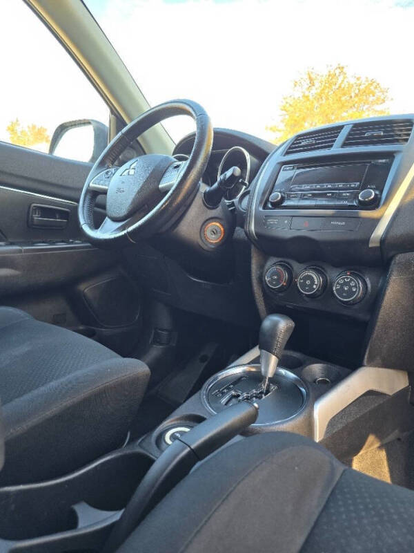 2014 Mitsubishi Outlander Sport ES