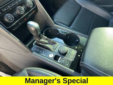 2022 Volkswagen Atlas Cross Sport SE 4Motion