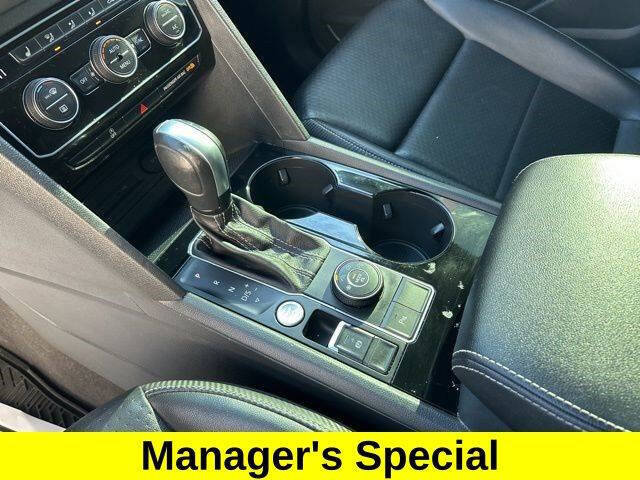 2022 Volkswagen Atlas Cross Sport SE 4Motion