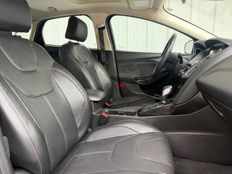2017 Ford Focus Titanium