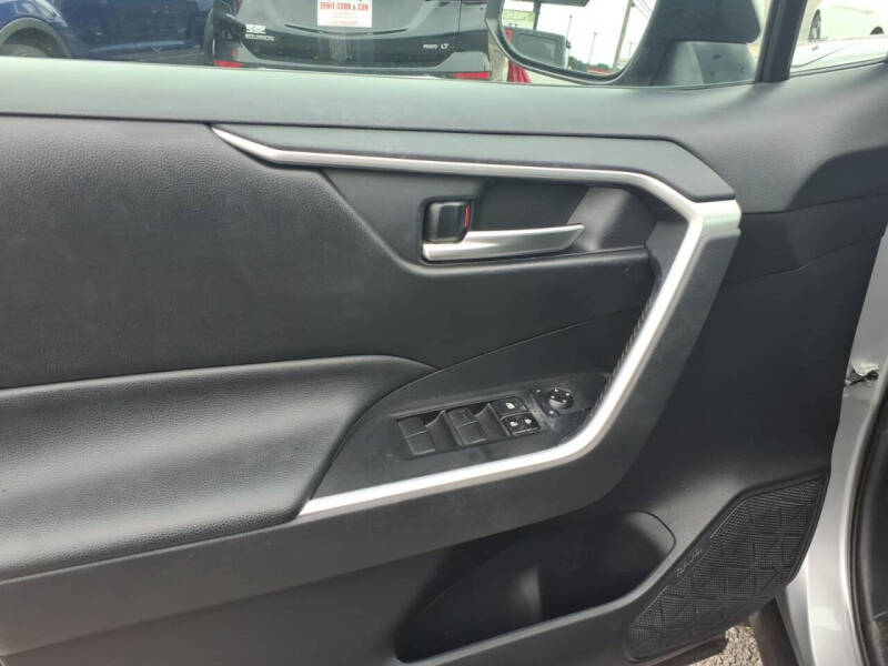2019 Toyota RAV4 XLE