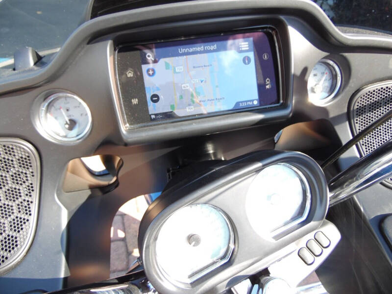 2022 Harley-Davidson Road Glide Custom