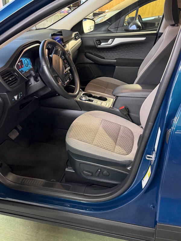 2020 Ford Escape Hybrid SE Sport