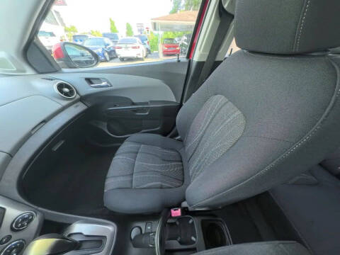 2013 Chevrolet Sonic LT Auto