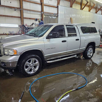 2004 Dodge Ram 1500 for sale at Grace Motors in Evansville IN