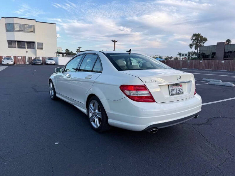 2011 Mercedes-Benz C-Class C 300 Luxury