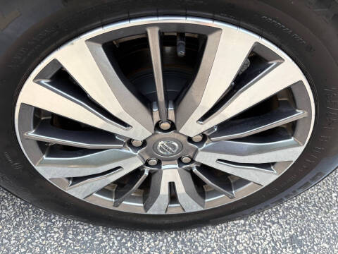 2020 Nissan Pathfinder S