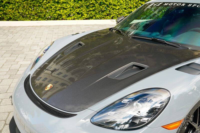 2024 Porsche 718 Cayman GT4 RS