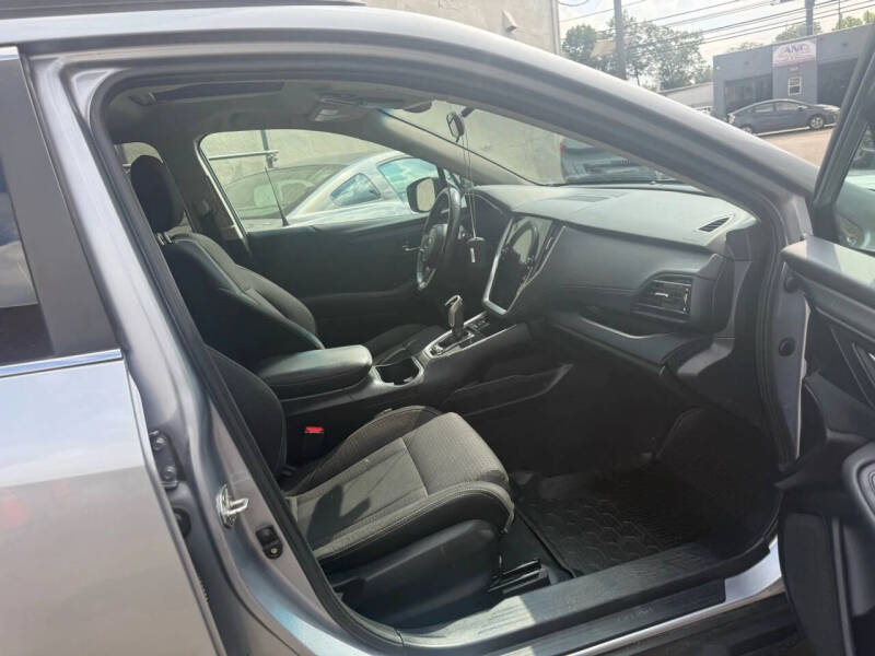 2022 Subaru Outback Premium