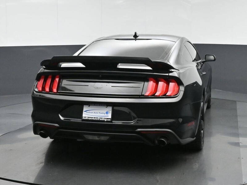 2021 Ford Mustang EcoBoost
