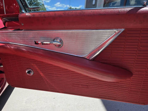 1957 Ford Thunderbird