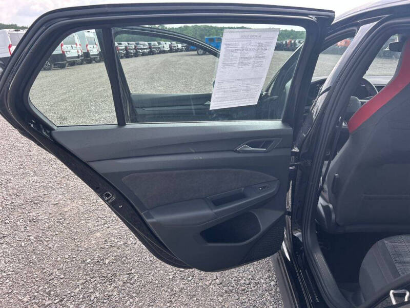 2024 Volkswagen Golf GTI S