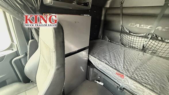 2024 Freightliner Cascadia