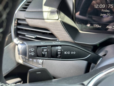 2025 GMC Acadia Denali